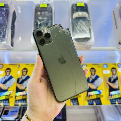 Tân trang em iPhone 11 Pro vỡ nát lấy ngay