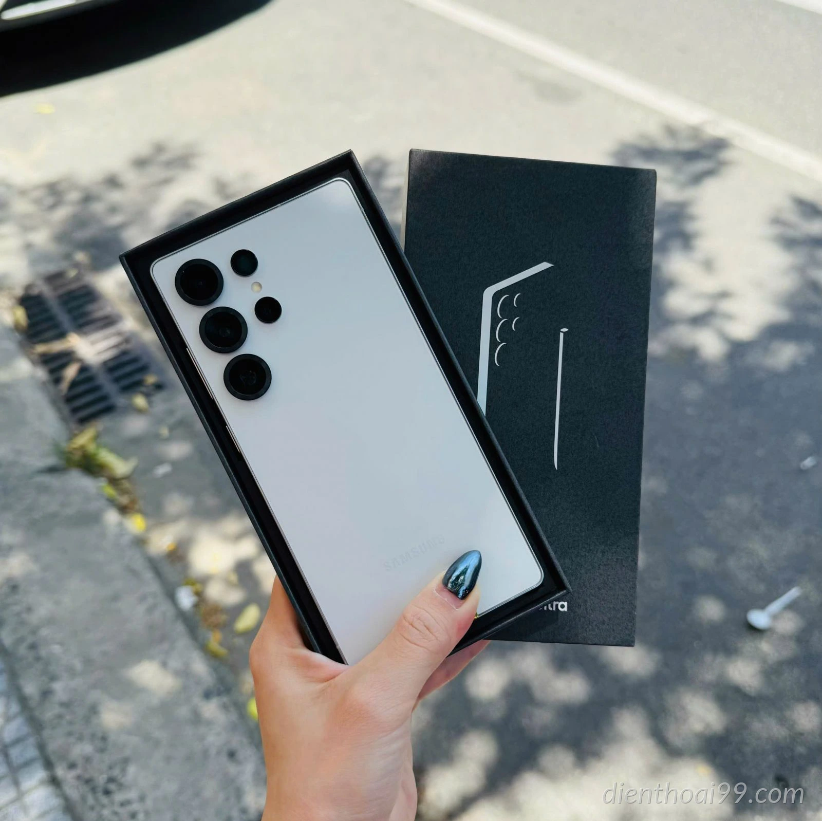 Samsung Galaxy S25 Ultra - Full Box
