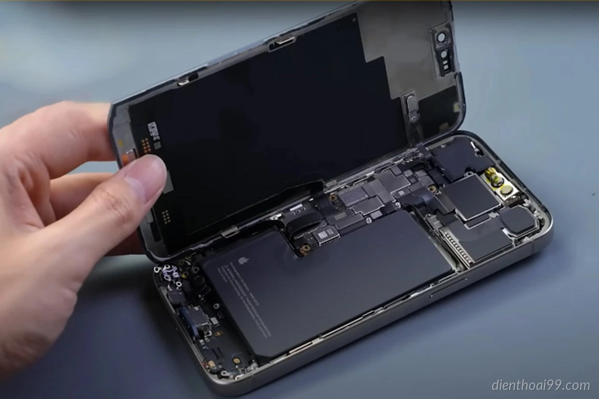 Thay pin iphone 15 Pro,15 Plus giá rẻ tại Đà Nẵng