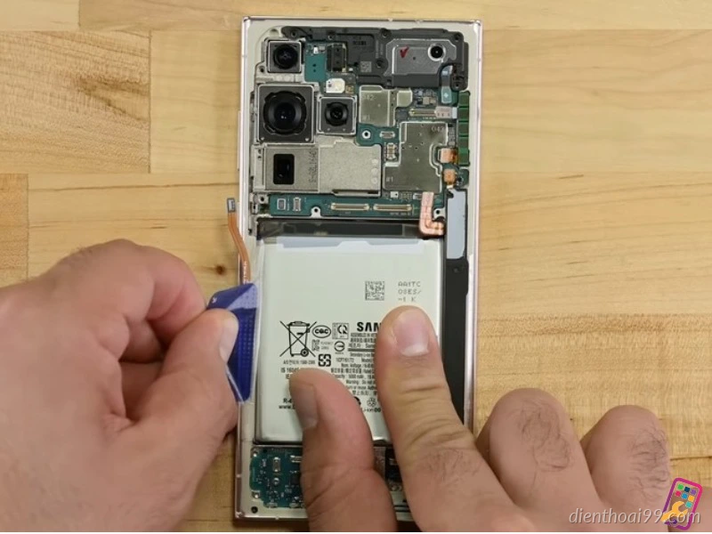 Thay pin Samsung Galaxy A13 giá rẻ tại Đà Nẵng