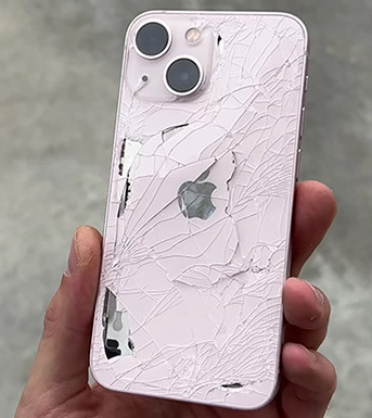 Lung Iphone 15 bi vo nat