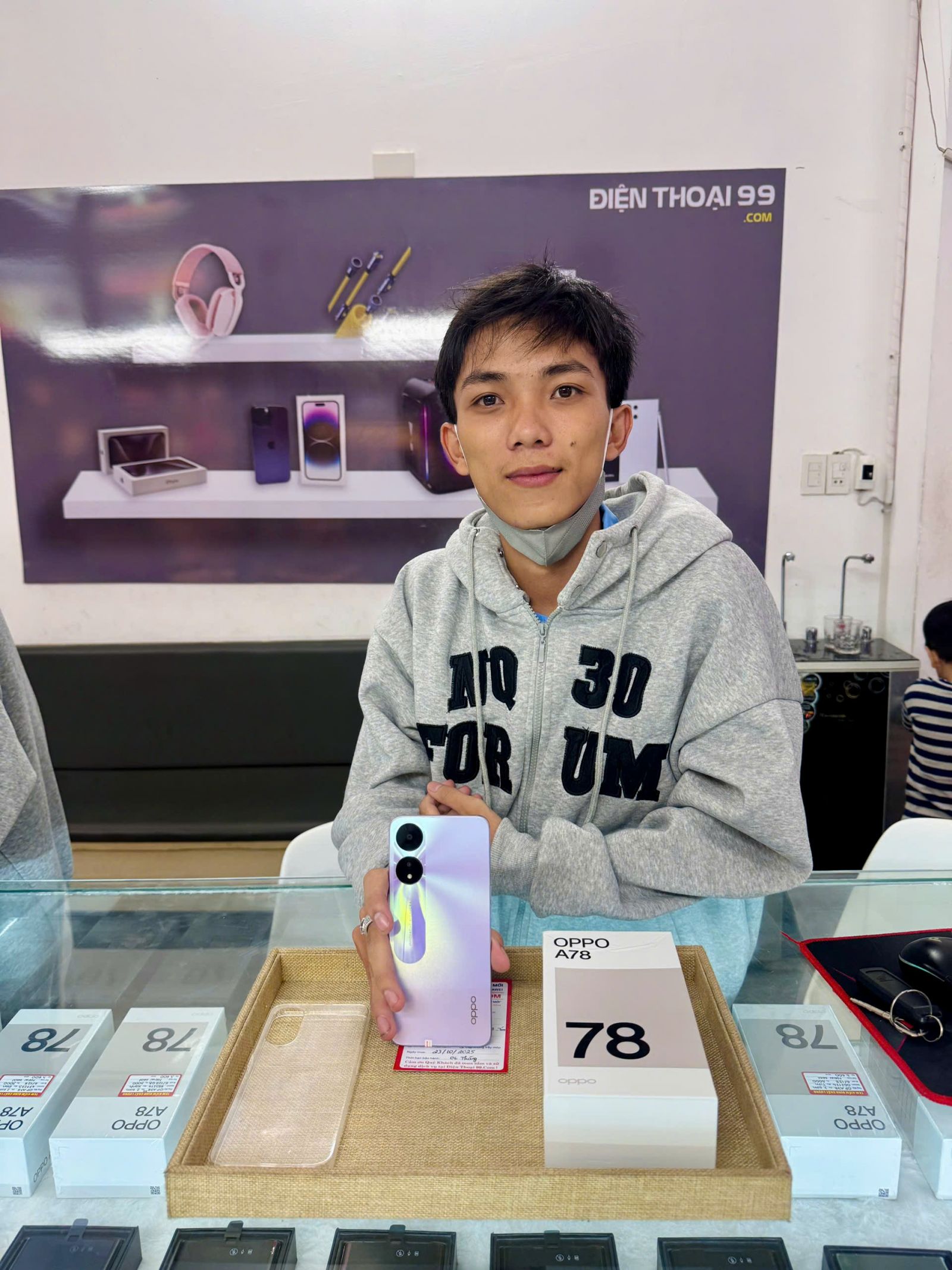 Cửa hàng Điện Thoại 99 tại 86 Hàm Nghi, Đà Nẵng