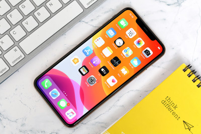 iPhone 11 Pro Max 64GB zin 99% giá rẻ tại Đà Nẵng